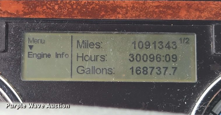 image for item DT4856 2016 Freightliner Cascadia semi truck