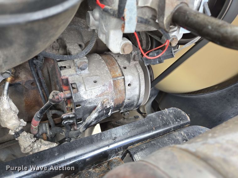 image for item DT4856 2016 Freightliner Cascadia semi truck