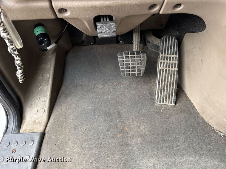 image for item DU3466 2016 Freightliner Cascadia semi truck