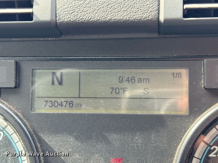 image for item DU3466 2016 Freightliner Cascadia semi truck