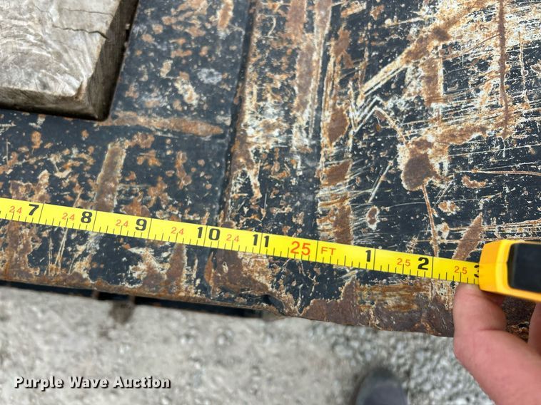 image for item DV1823 2006 Load King lowboy equipment trailer