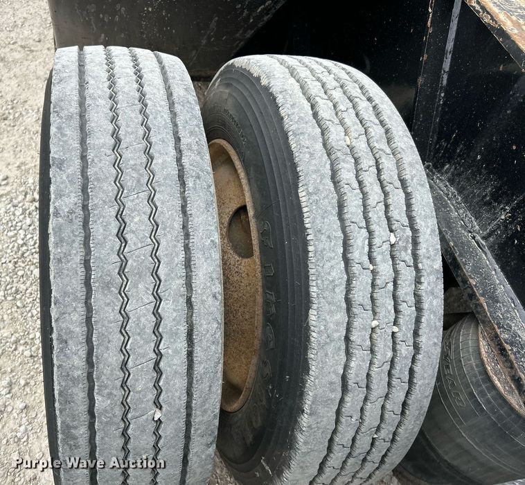 image for item DV1823 2006 Load King lowboy equipment trailer