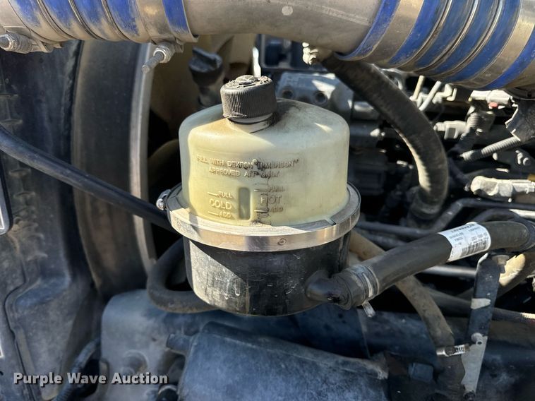 image for item DV1962 2016 Kenworth T370 semi truck