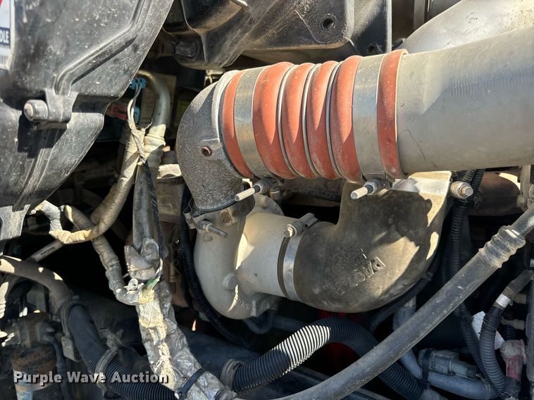 image for item DV1962 2016 Kenworth T370 semi truck