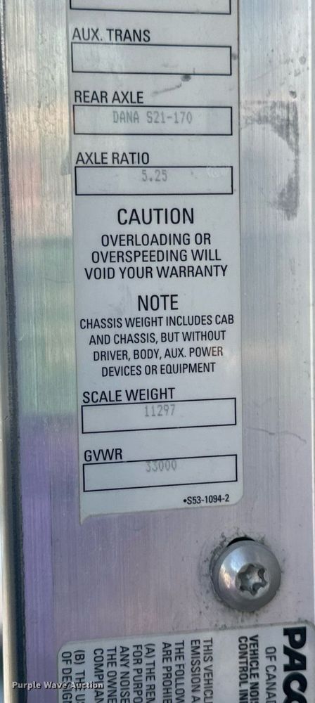 image for item DV1962 2016 Kenworth T370 semi truck