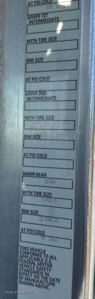 image for item DV1962 2016 Kenworth T370 semi truck