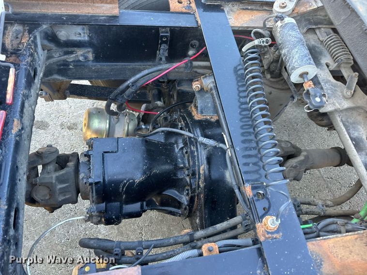 image for item DV1964 2016 Freightliner Cascadia semi truck