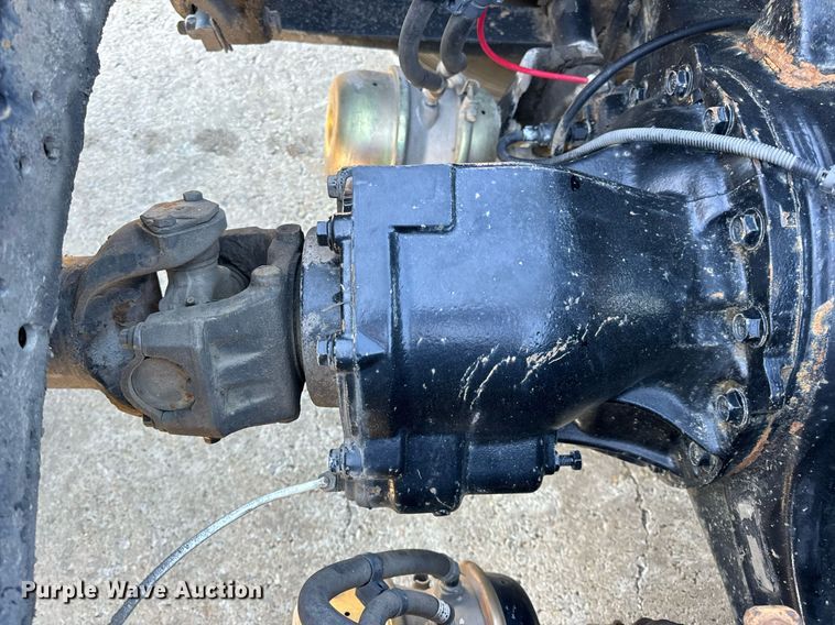 image for item DV1964 2016 Freightliner Cascadia semi truck