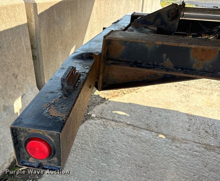 image for item DV1965 2015 Trail-Eze TE201A drop tilt deck equipment trailer