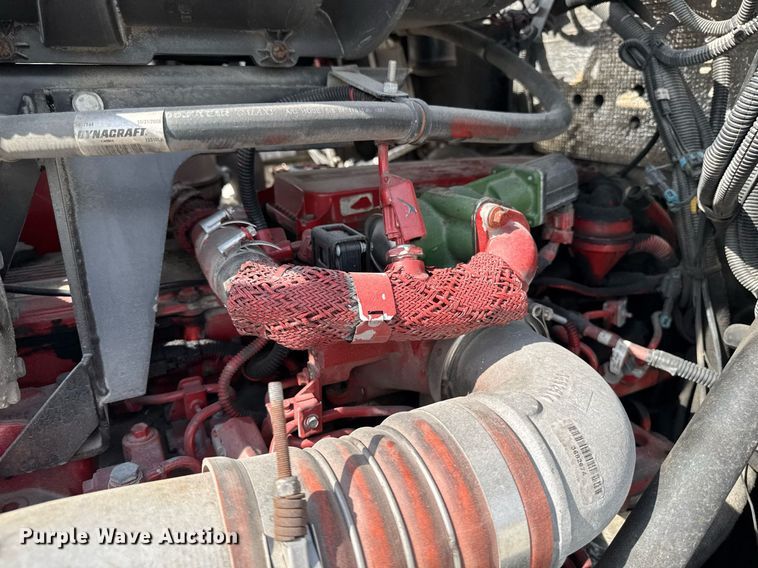 image for item DV2515 2009 Kenworth T800 semi truck