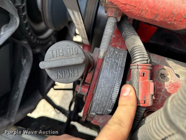 image for item DV2516 2009 Kenworth T800 semi truck