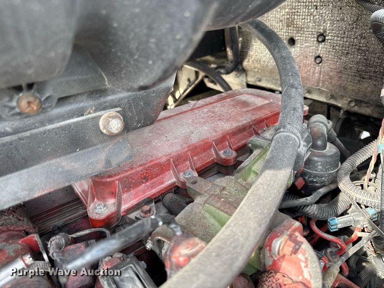 image for item DV2516 2009 Kenworth T800 semi truck