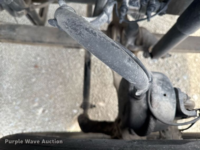 image for item DV2517 2016 Mack CXU semi truck