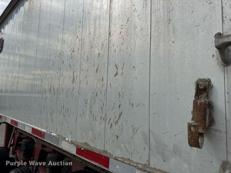 image for item DV4008 2009 Mac end dump trailer