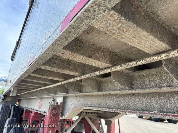 image for item DV4008 2009 Mac end dump trailer