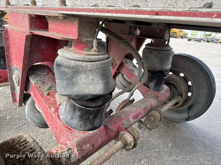 image for item DV4008 2009 Mac end dump trailer