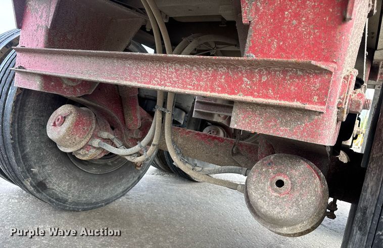 image for item DV4008 2009 Mac end dump trailer