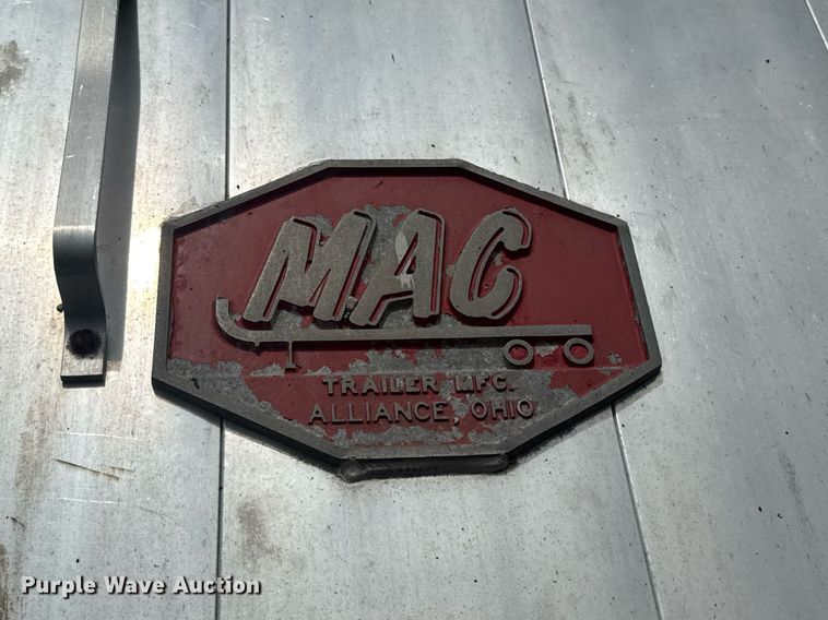 image for item DV4008 2009 Mac end dump trailer