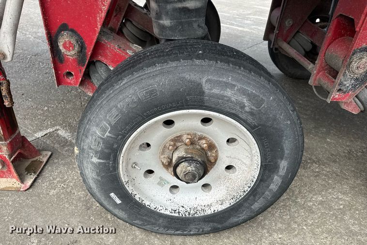 image for item DV4008 2009 Mac end dump trailer