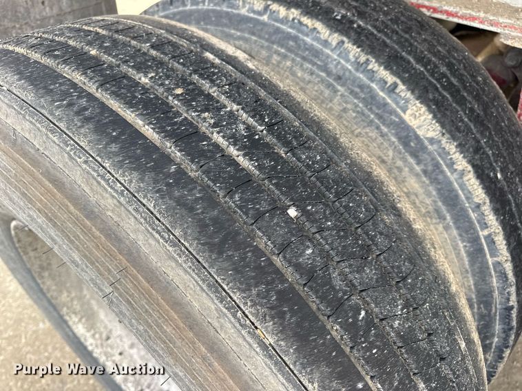 image for item DV4008 2009 Mac end dump trailer