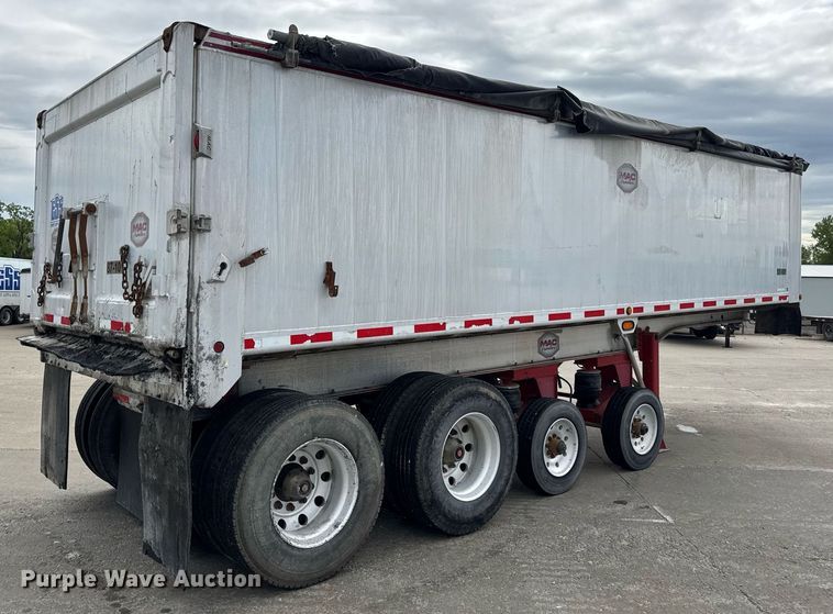 image for item DV4009 2010 Mac end dump trailer