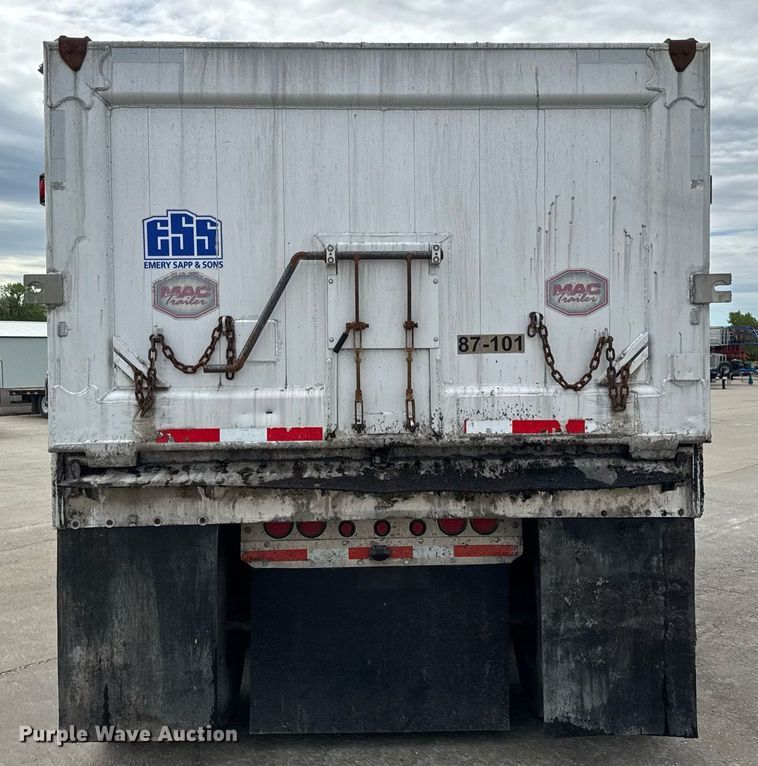 image for item DV4009 2010 Mac end dump trailer