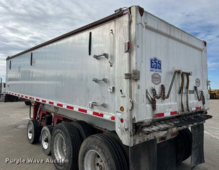 image for item DV4009 2010 Mac end dump trailer