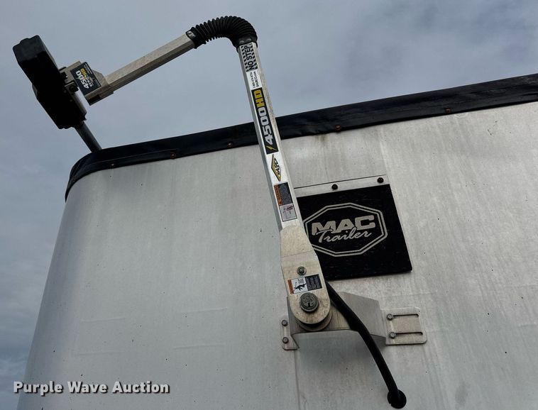 image for item DV4009 2010 Mac end dump trailer