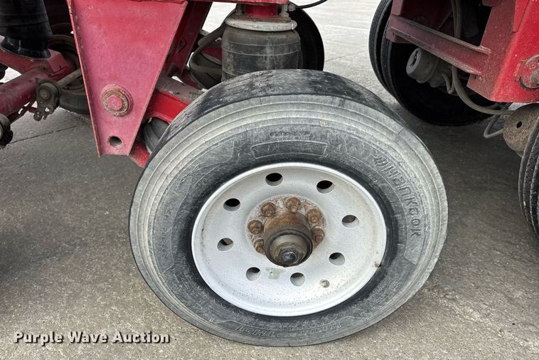 image for item DV4009 2010 Mac end dump trailer