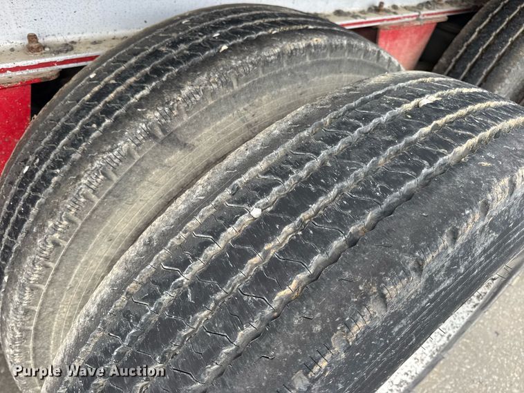 image for item DV4009 2010 Mac end dump trailer