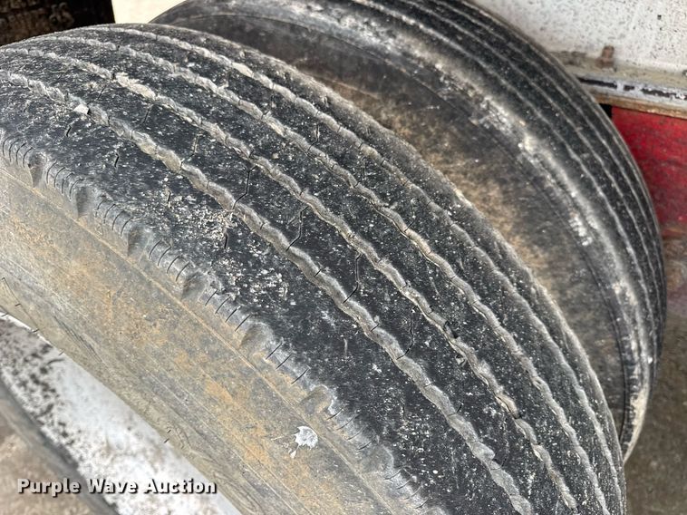 image for item DV4009 2010 Mac end dump trailer