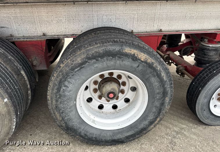 image for item DV4009 2010 Mac end dump trailer