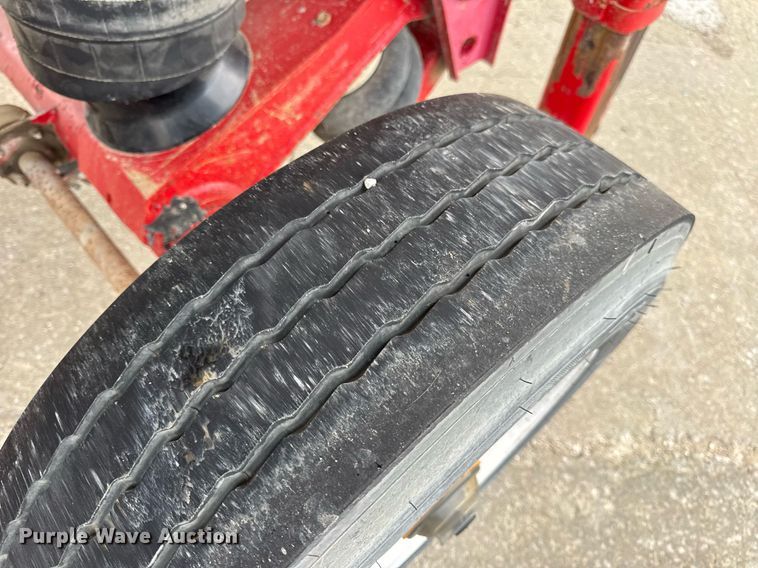 image for item DV4009 2010 Mac end dump trailer