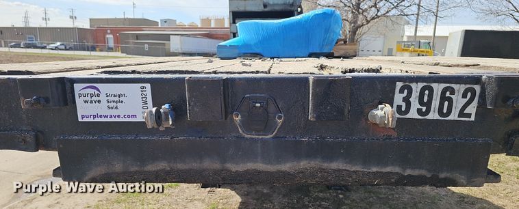 image for item DW3219 1988 Dorsey drop deck equipment trailer