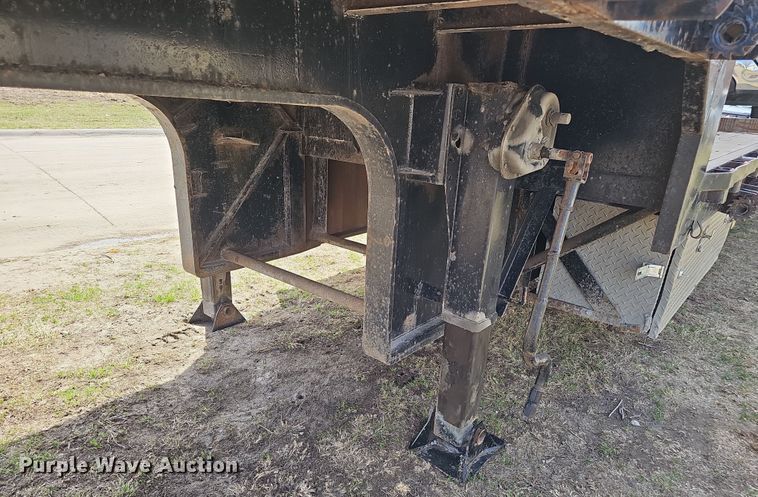 image for item DW3219 1988 Dorsey drop deck equipment trailer