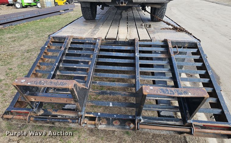 image for item DW3219 1988 Dorsey drop deck equipment trailer