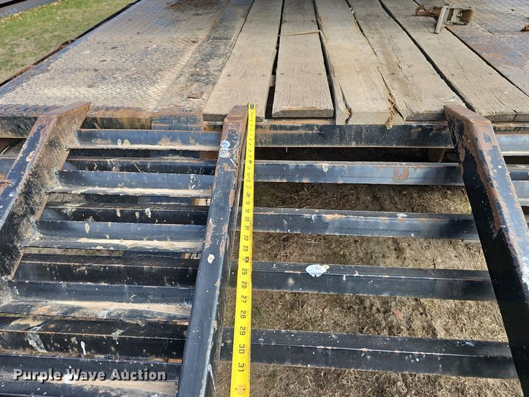 image for item DW3219 1988 Dorsey drop deck equipment trailer