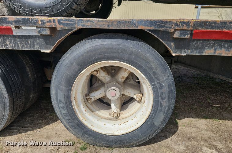 image for item DW3219 1988 Dorsey drop deck equipment trailer