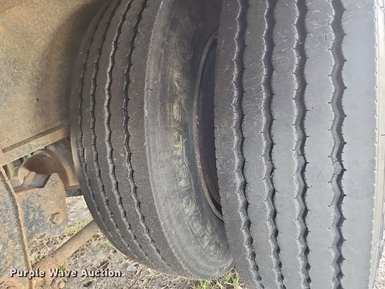 image for item DW3219 1988 Dorsey drop deck equipment trailer