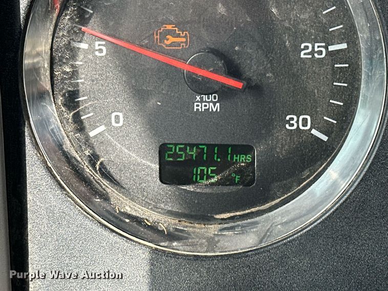 image for item DW5116 2014 Kenworth T600 semi truck