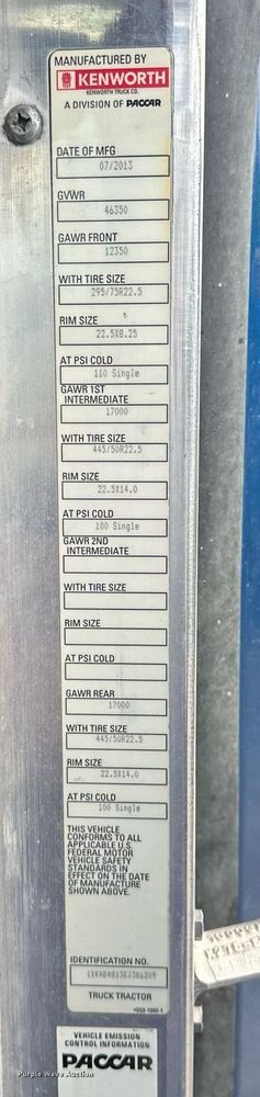 image for item DW5116 2014 Kenworth T600 semi truck