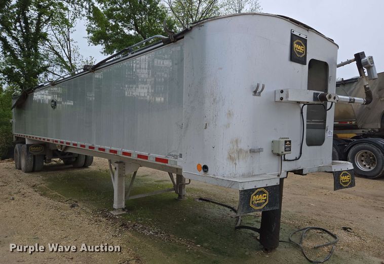 image for item DW7001 2018 Mac end dump trailer