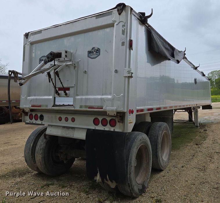 image for item DW7001 2018 Mac end dump trailer