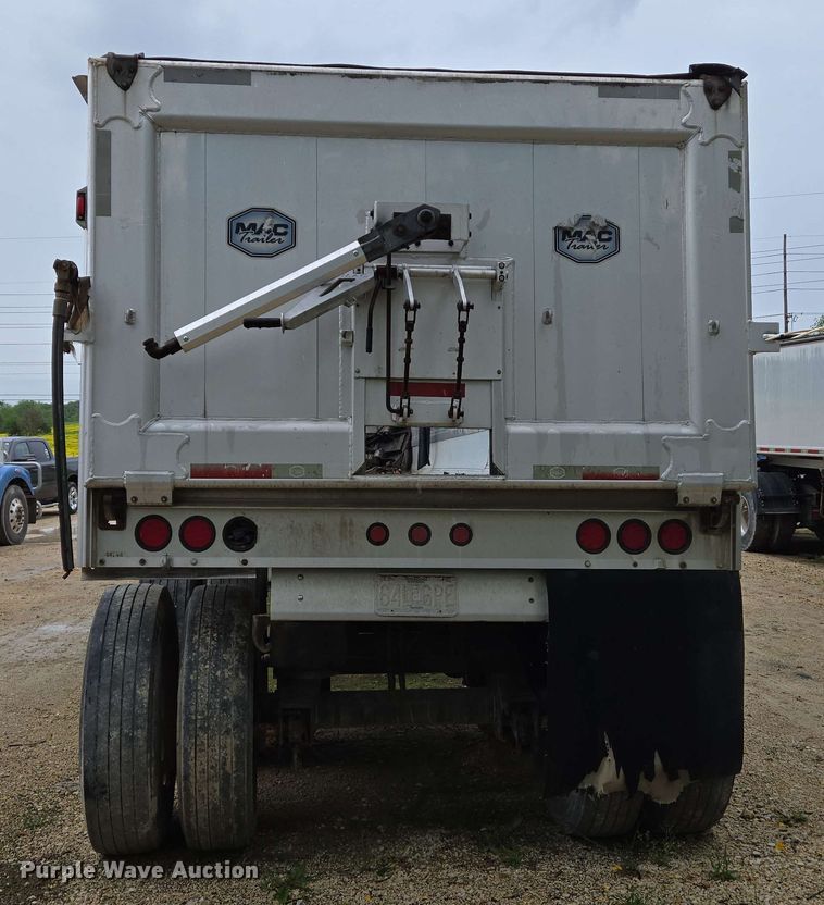 image for item DW7001 2018 Mac end dump trailer