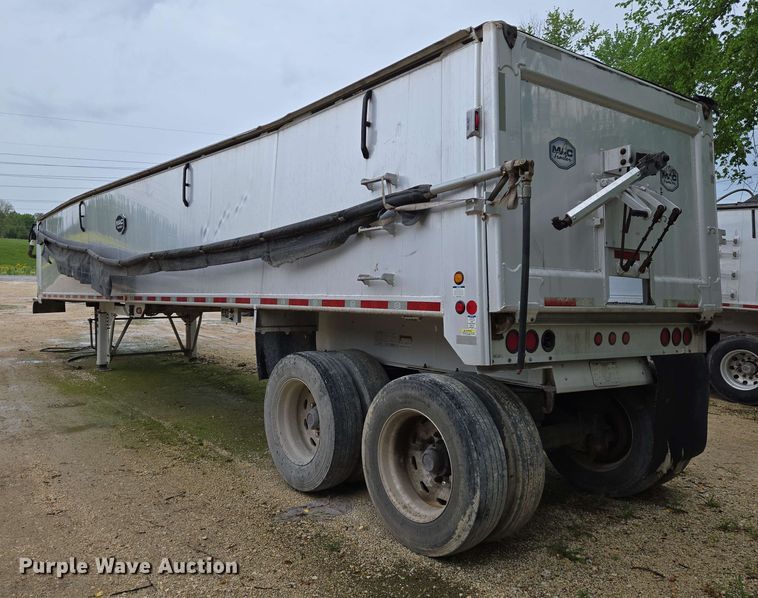 image for item DW7001 2018 Mac end dump trailer