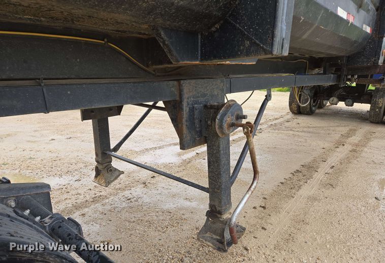 image for item DW7002 1992 Lufkin ULDII-38 end dump trailer