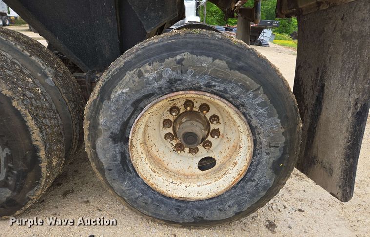 image for item DW7002 1992 Lufkin ULDII-38 end dump trailer