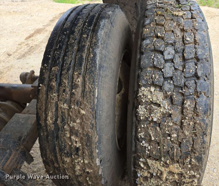 image for item DW7002 1992 Lufkin ULDII-38 end dump trailer