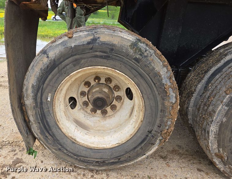 image for item DW7002 1992 Lufkin ULDII-38 end dump trailer