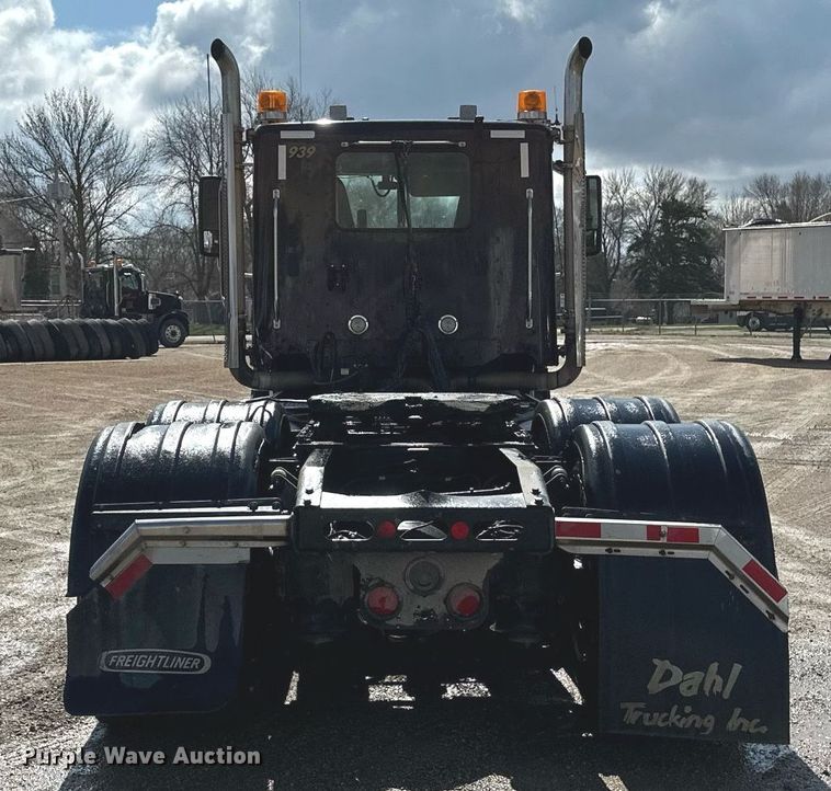 image for item EA2374 2014 Freightliner  Coronado SD 122 semi truck